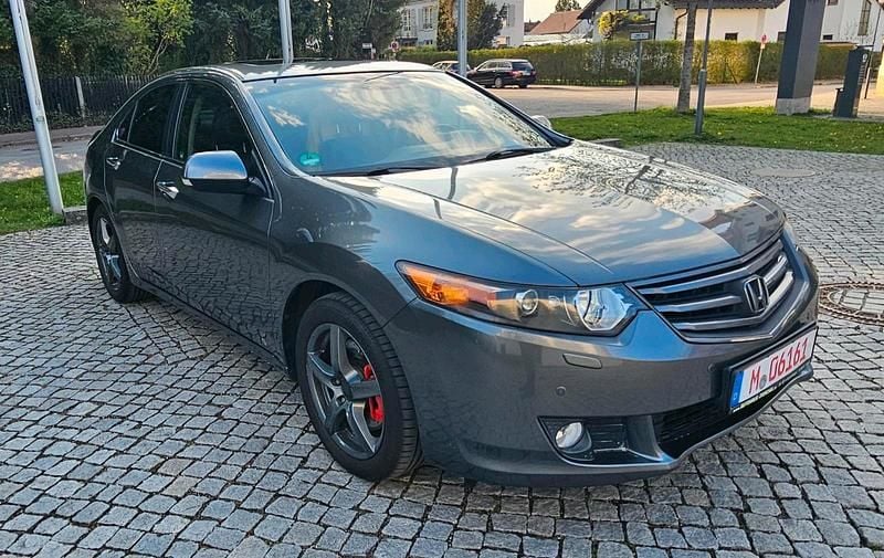 Gebraucht Honda Accord 201 PS (147 kW) 2009 Grau Limousine