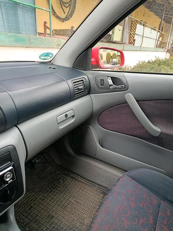 Gebraucht Skoda Octavia 101 PS (74 kW) 1998 Rot Kombi