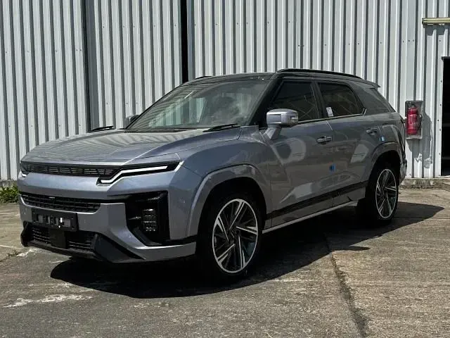 Neu KGM Actyon 163 PS (119 kW) 2026 Silber SUV