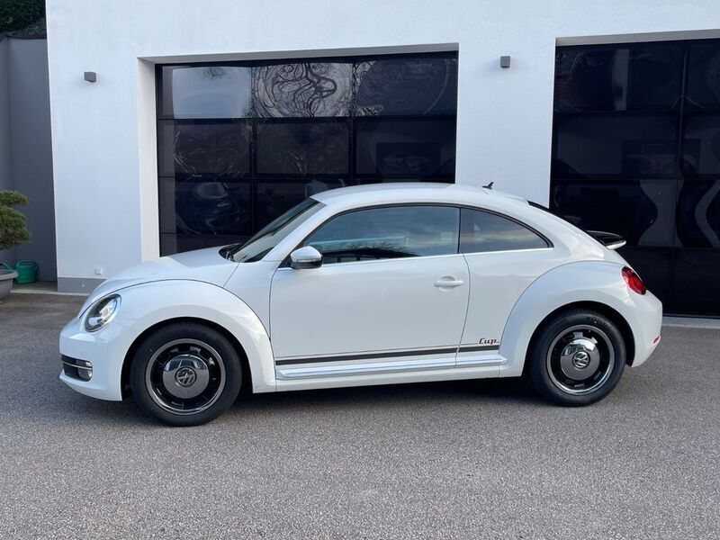 Weiß Gebraucht 2014 VW Beetle Cup Limousine | 11.990 € (Etwas zu teuer) - Bild 1/4