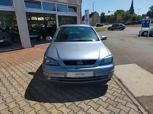 Gebraucht Opel Astra Njoy 84 PS (61 kW) 2003 Blau Limousine