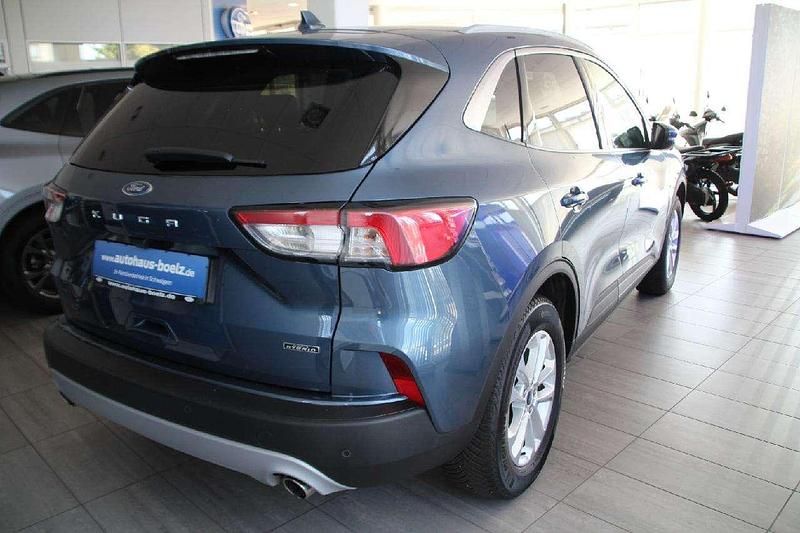 Second-hand Ford Kuga Titanium X 152 CP (111 kW) 2021 Albastru SUV
