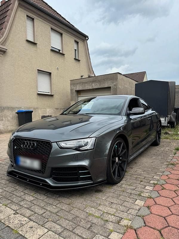 Grau Gebraucht 2014 Audi RS5 Design Coupé | 22.690 € (Fairer Preis) - Bild 1/4