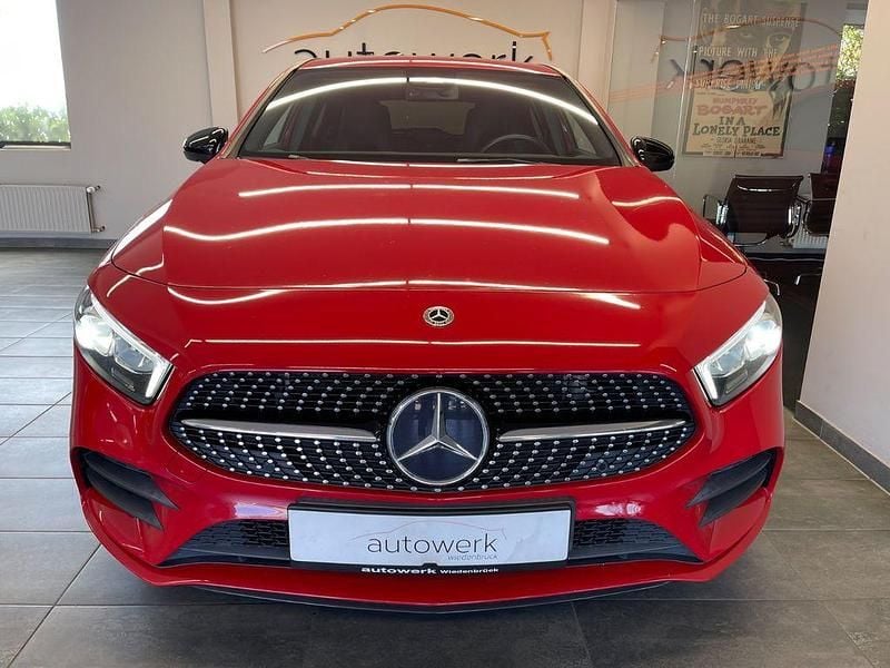Gebraucht Mercedes A220 AMG line 190 PS (139 kW) 2019 Rot Limousine