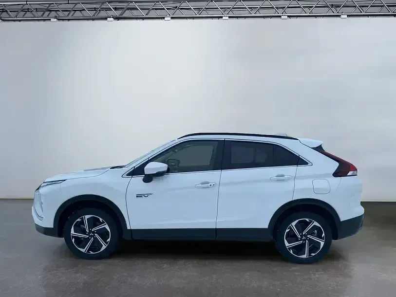 Begagnad Mitsubishi Eclipse Cross Basis 188 HK (138 kW) 2024 Vit SUV