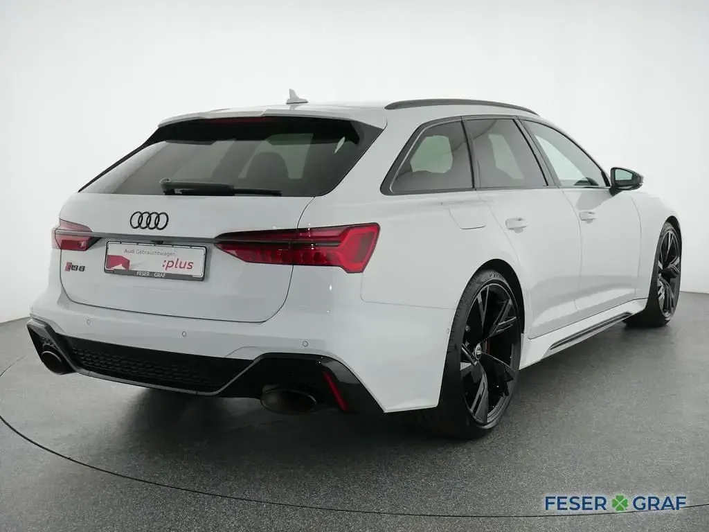 Gebraucht Audi RS6 Ambiente 600 PS (441 kW) 2023 Gletscherweiß Kombi