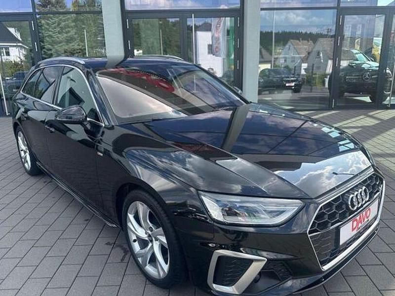 Mythosschwarz Gebraucht 2021 Audi A4 S-Line Kombi | 22.691 € (Guter Preis) - Bild 1/4