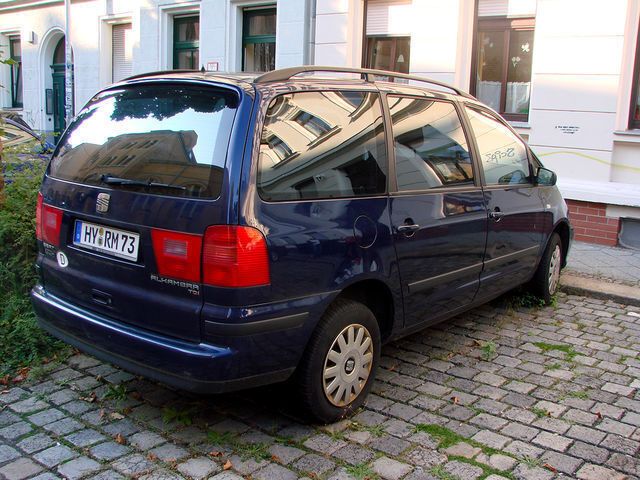 Gebraucht Seat Alhambra 158 PS (116 kW) 2000 Blau metallic Van / Kleinbus