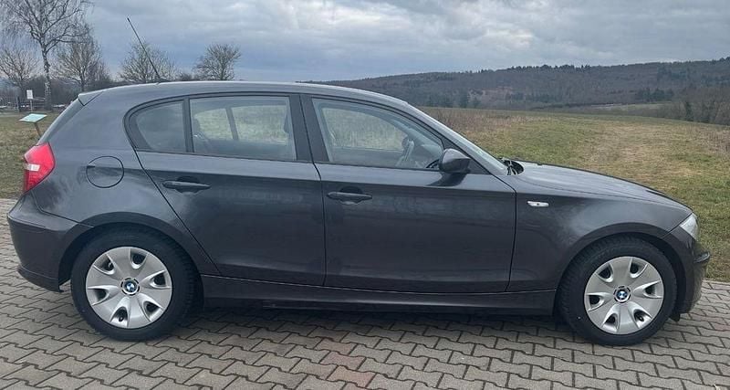 Gebraucht BMW 118 143 PS (105 kW) 2008 Grau Kleinwagen