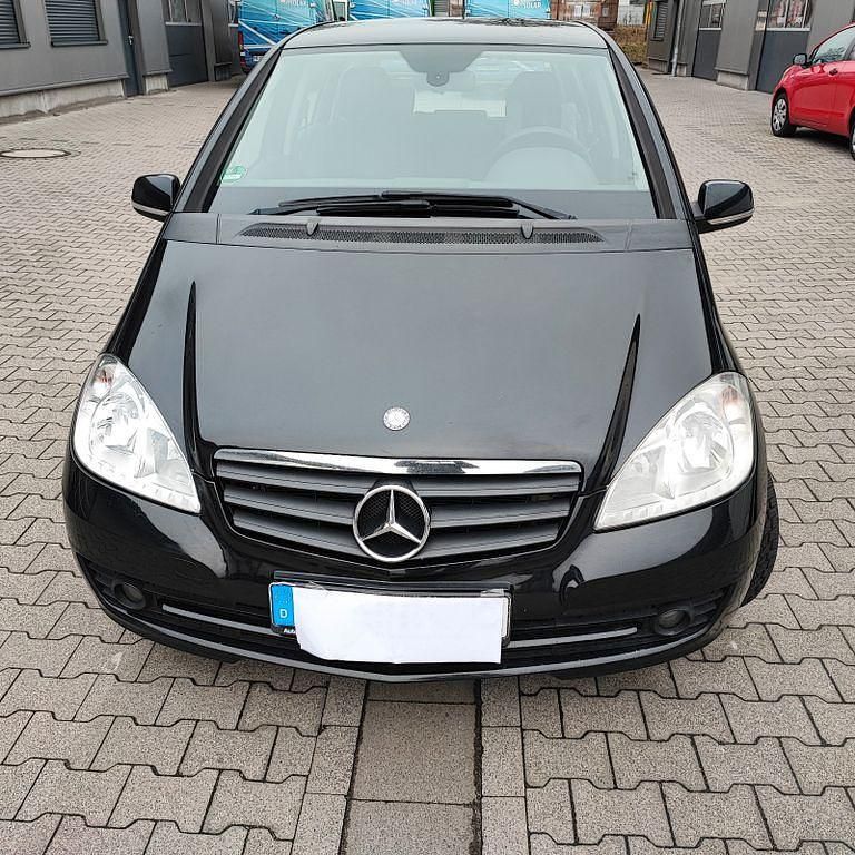 Gebraucht Mercedes A160 82 PS (60 kW) 2011 Schwarz Van / Kleinbus
