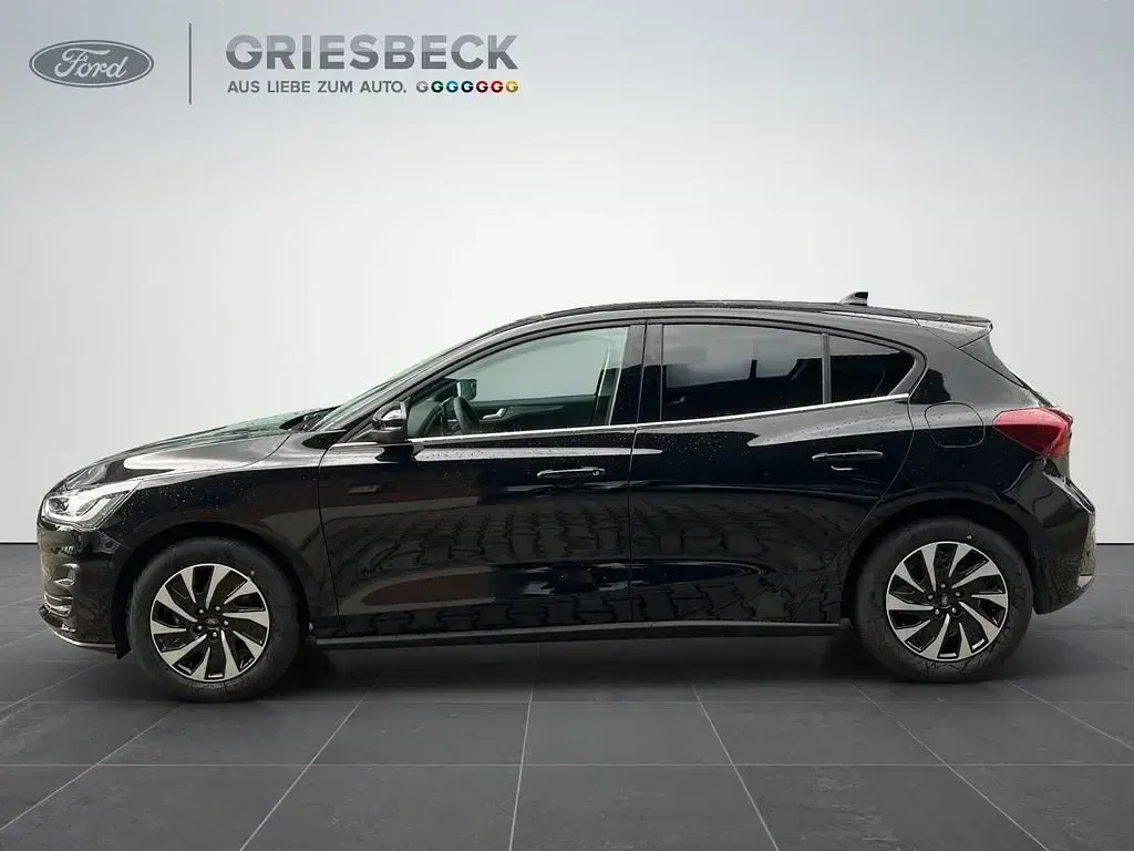 Neu Ford Focus Titanium 155 PS (114 kW) 2025 Schwarz Limousine