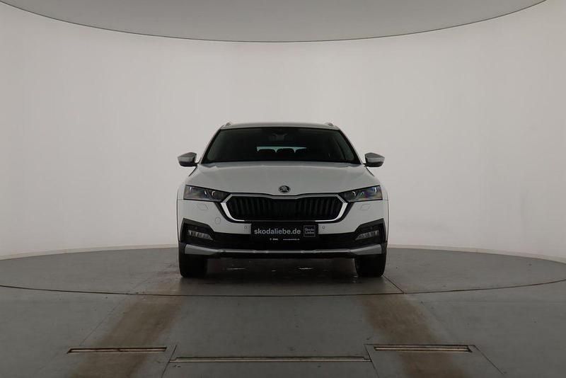 Gebraucht Skoda Octavia 200 PS (147 kW) 2021 Moonweiss metallic Kombi