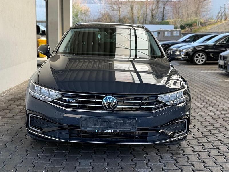 Gebraucht VW Passat GTE 156 PS (114 kW) 2020 Grau Kombi