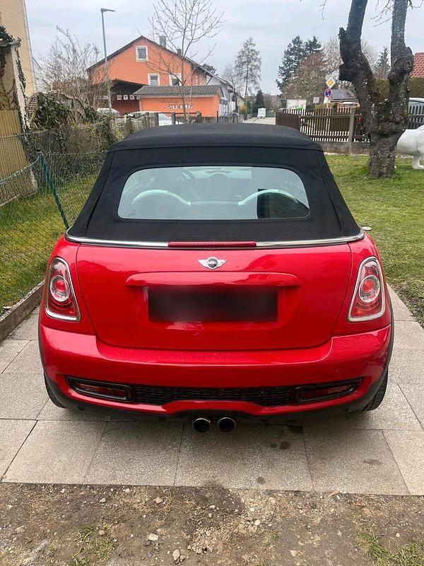 Gebraucht Mini Cooper S Cabriolet 184 PS (135 kW) 2011 Rot Cabrio