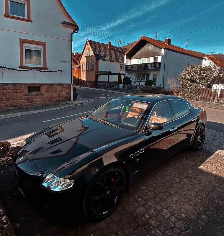 Schwarz Gebraucht 2005 Maserati Quattroporte GT Limousine | 13.800 € (Fairer Preis) - Bild 1/4