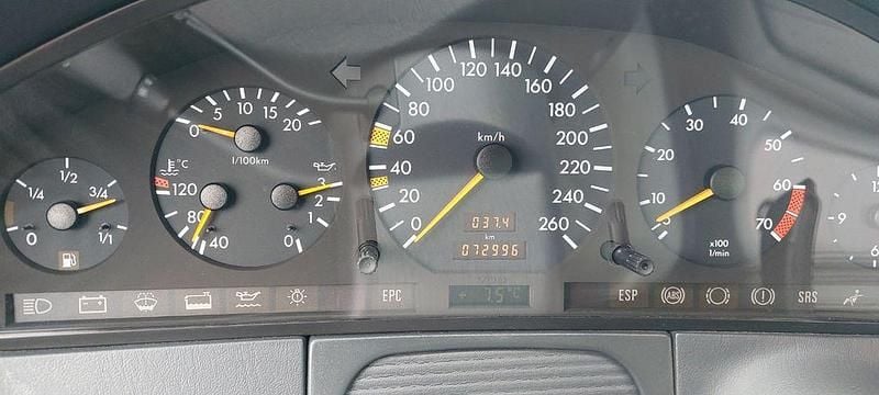 Gebraucht Mercedes CL420 279 PS (205 kW) 1995 Silber Coupé