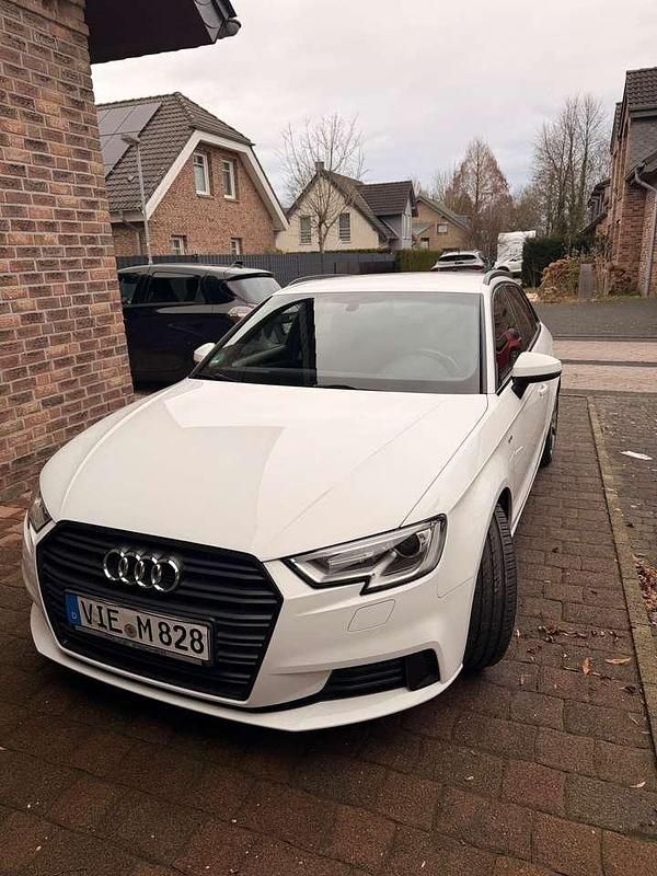 Gebraucht Audi A3 S-Line 150 PS (110 kW) 2019 Weiß Limousine