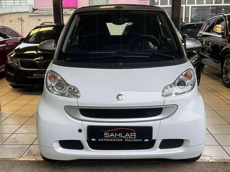 Gebraucht Smart ForTwo Cabrio Passion 71 PS (52 kW) 2012 Weiß Cabrio
