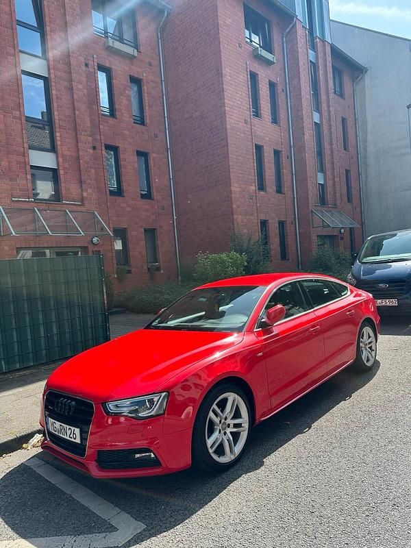 Rot Gebraucht 2012 Audi A5 Coupé | 15.500 € (Etwas zu teuer) - Bild 1/4