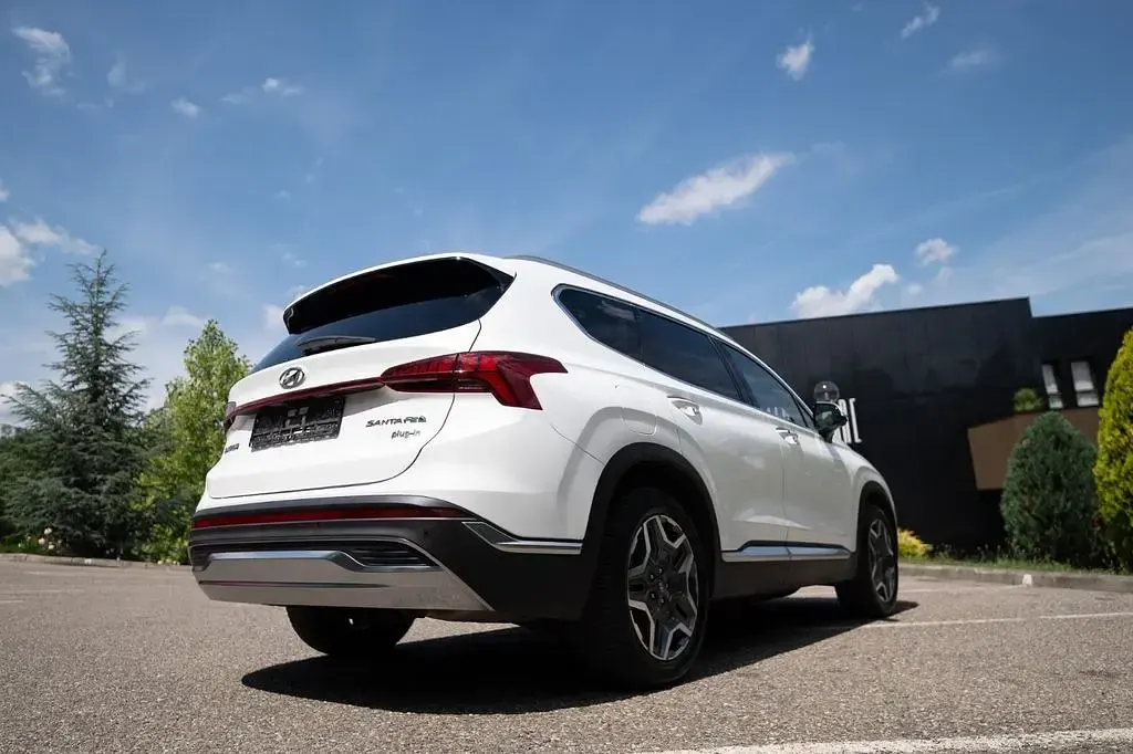 Gebraucht Hyundai Santa Fe 265 PS (194 kW) 2023 Weiß SUV