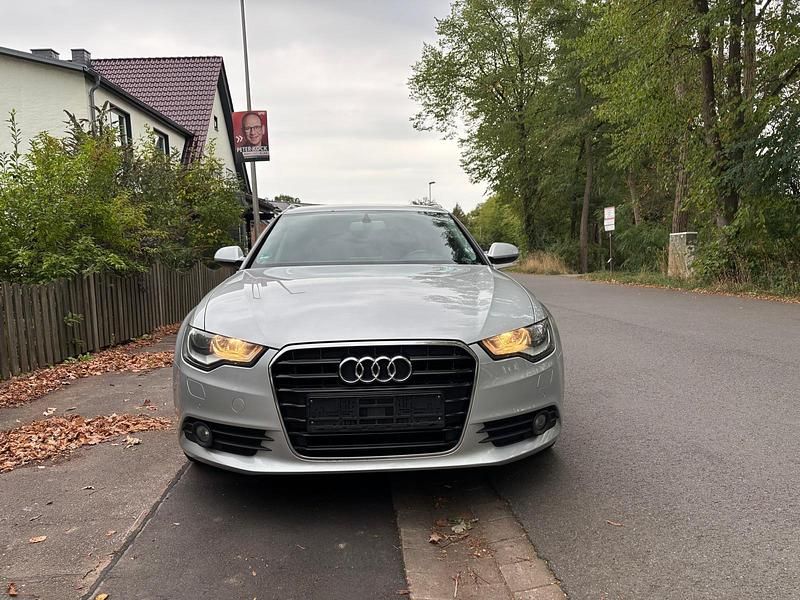 Usado Audi A6 245 HP (180 kW) 2012 Cinzento Carrinha