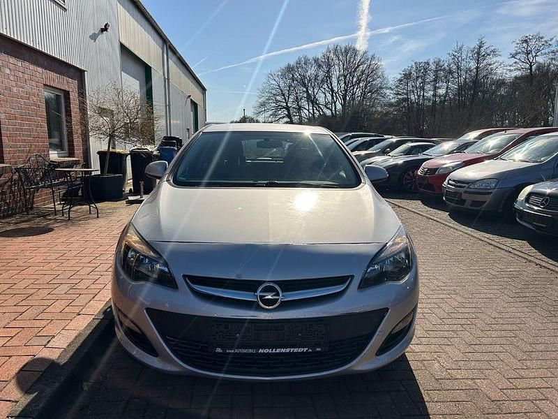 Gebraucht Opel Astra 116 PS (85 kW) 2015 Grau Limousine