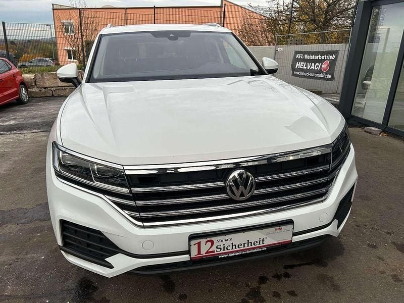 Pure white Gebraucht 2019 VW Touareg Basis SUV | 34.470 € (Fairer Preis) - Bild 1/4