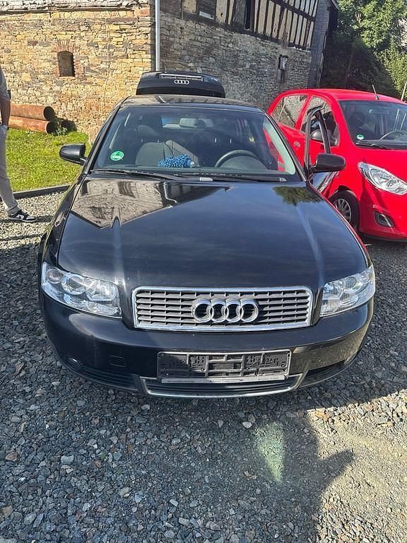 Schwarz Gebraucht 2003 Audi A4 Limousine | 950 € (Superpreis) - Bild 1/4