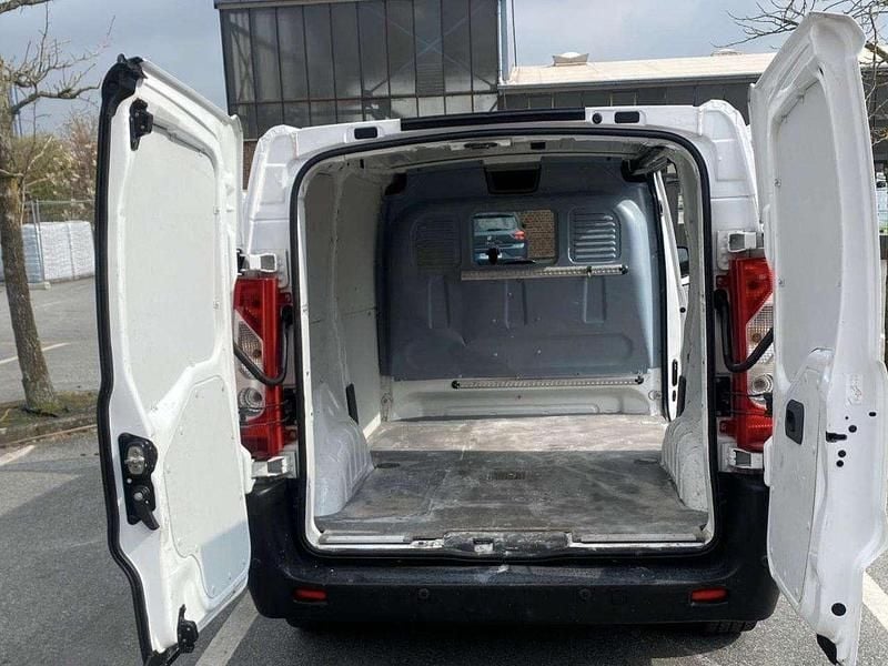 Gebraucht Citroën Jumpy 128 PS (94 kW) 2016 Weiß Van / Kleinbus