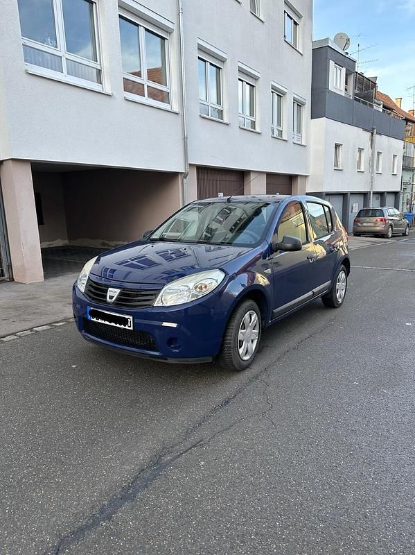 Gebraucht Dacia Sandero 75 PS (55 kW) 2009 Blau Kleinwagen