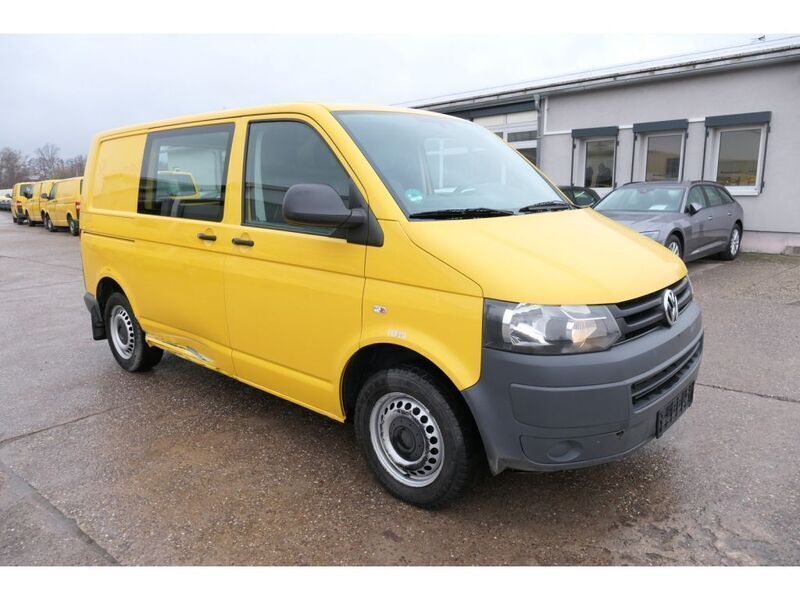 Gebraucht VW T5 84 PS (61 kW) 2012 Ginstergelb r1032 Van