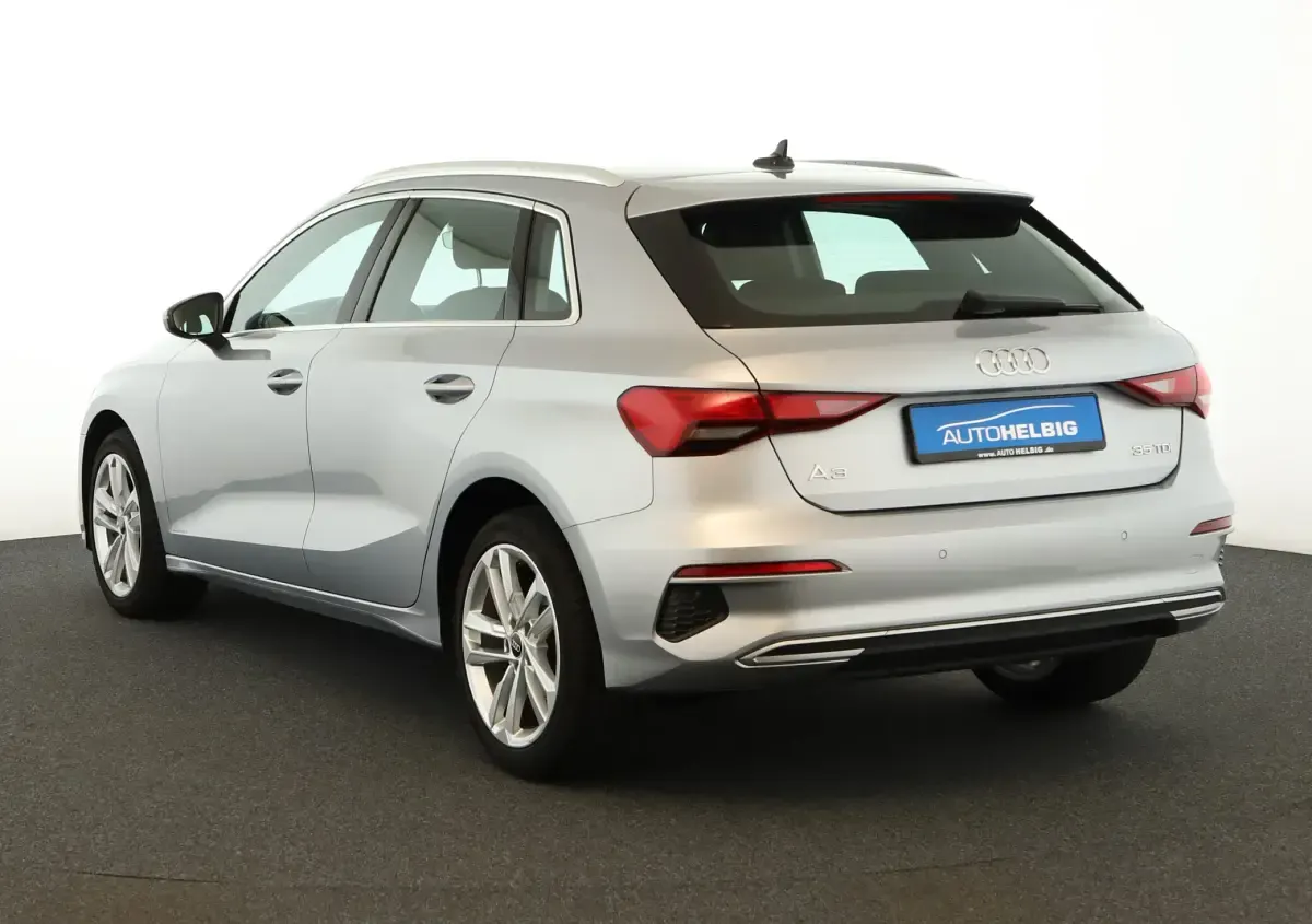 Gebraucht Audi A3 Advanced 150 PS (110 kW) 2023 Florettsilber metallic Limousine