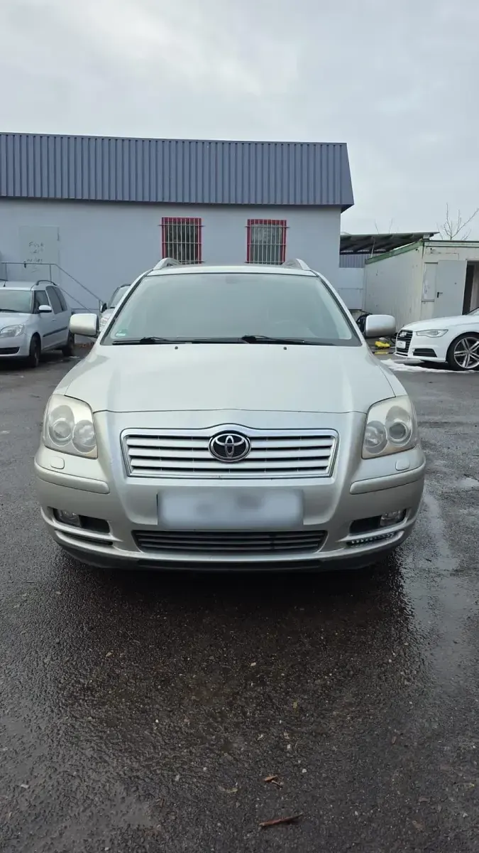 Gebraucht Toyota Avensis 130 PS (95 kW) 2005 Grau Kombi