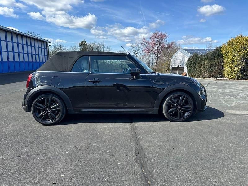 Gebraucht Mini Cooper Chili 136 PS (100 kW) 2021 Schwarz Kleinwagen