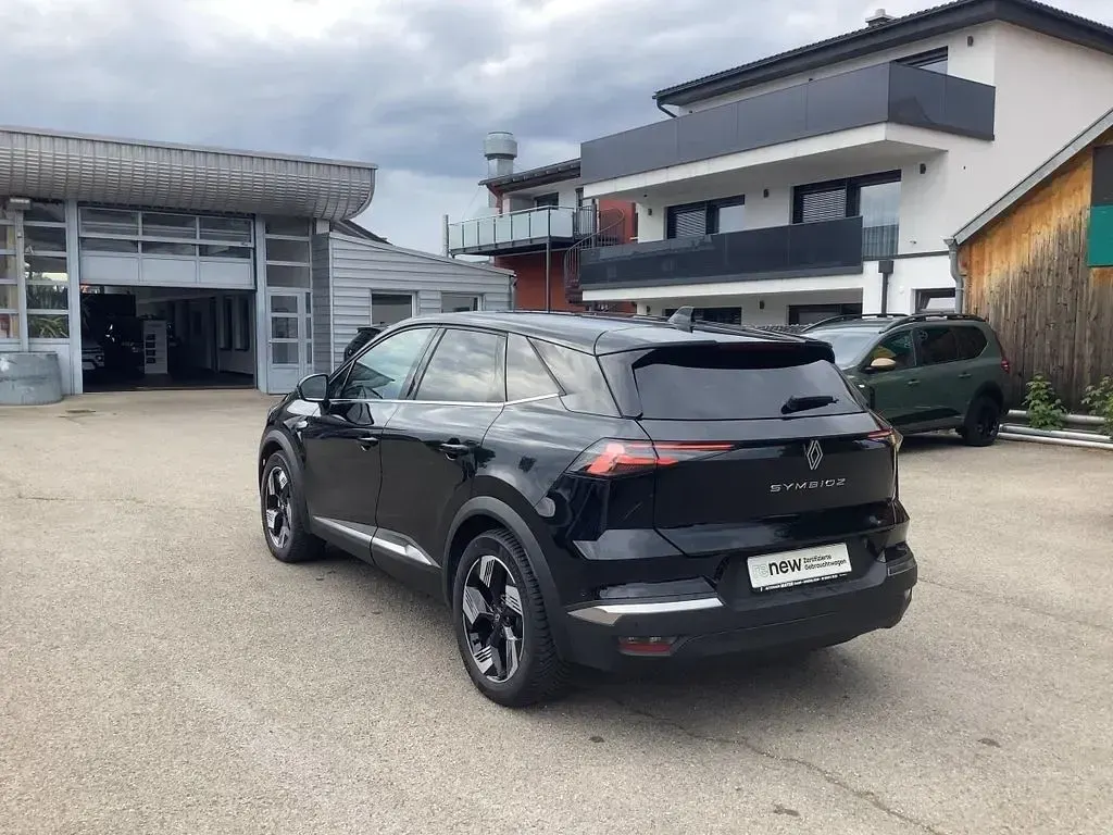 Gebraucht Renault Symbioz Techno 94 PS (69 kW) 2025 Blackpearlschwarz SUV