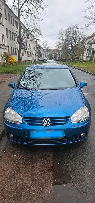 Gebraucht VW Golf V 122 PS (89 kW) 2007 Blau Kleinwagen