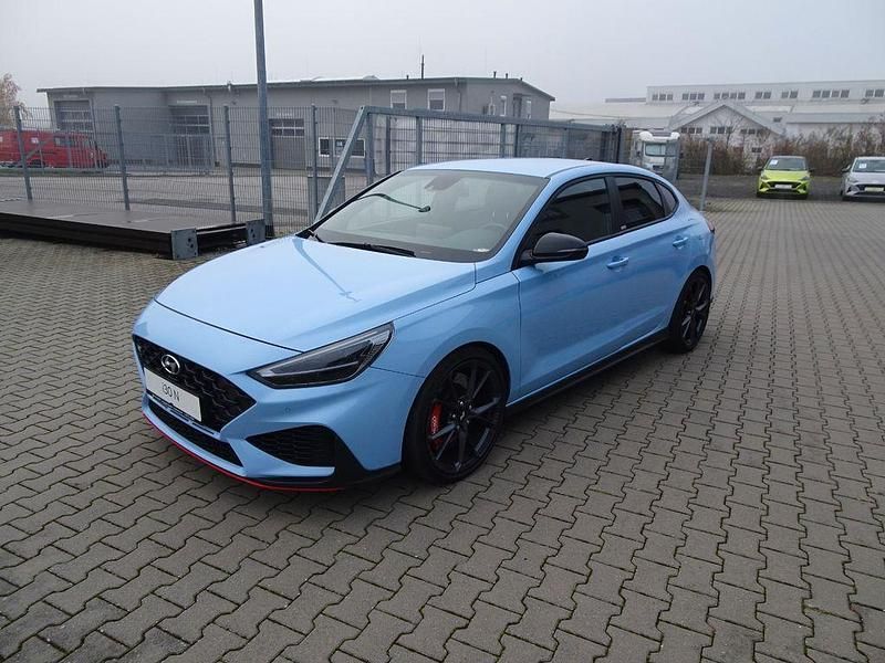 Blau Gebraucht 2021 Hyundai i30 N Performance Limousine | 27.900 € (Guter Preis) - Bild 1/4