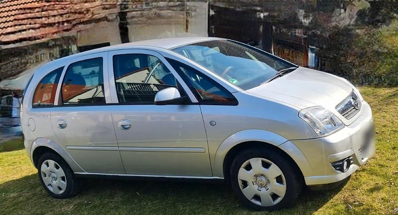 Gebraucht Opel Meriva 105 PS (77 kW) 2008 Silber Van / Kleinbus