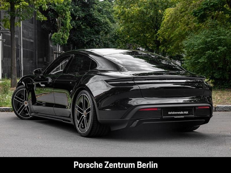 Neu Porsche Taycan GTS 514 kW (700 PS) 2025 Grün Limousine