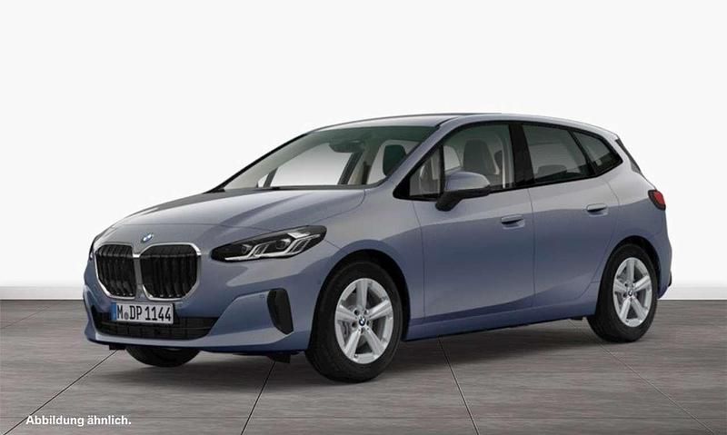 Sparkling kupfergrau Gebraucht 2025 BMW 220 Active Tourer Luxury Line Van / Kleinbus | 34.490 € (Guter Preis) - Bild 1/3