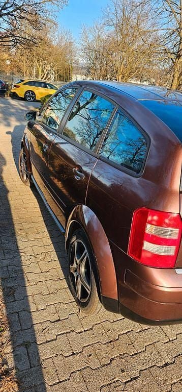 Gebraucht Audi A2 75 PS (55 kW) 2002 Rot Kleinwagen