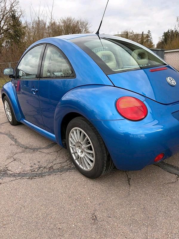 Używany VW Beetle 115 KM (84 kW) 2001 Niebieski Hatchback