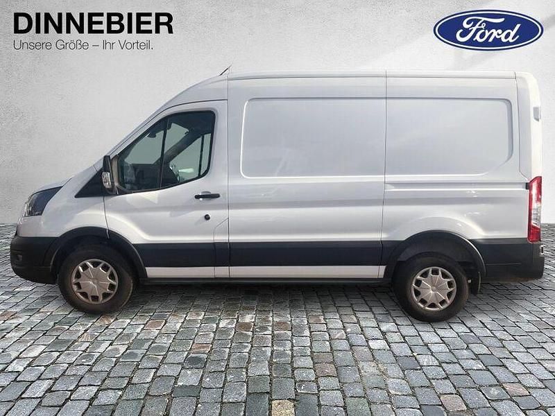 Gebraucht Ford Transit Trend 131 PS (96 kW) 2023 Weiß Pickup
