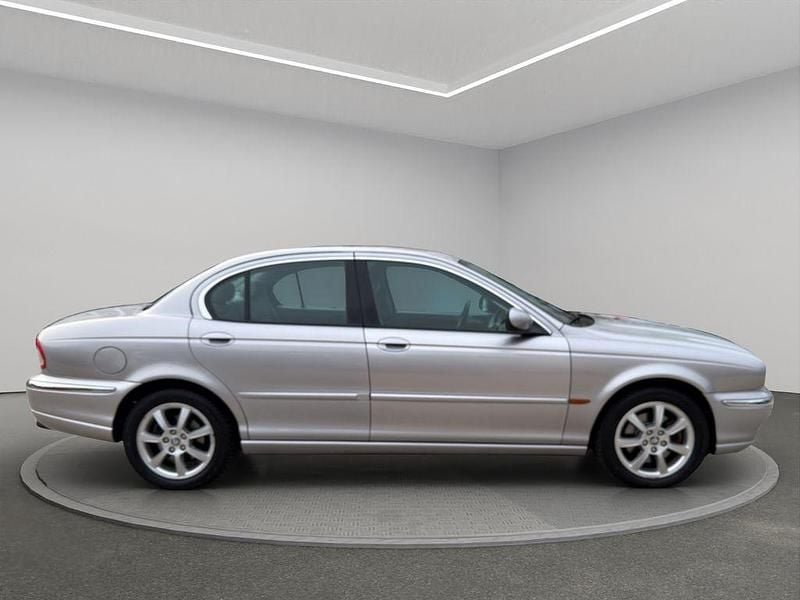 Gebraucht Jaguar X-type Classic 196 PS (144 kW) 2004 Silber Limousine