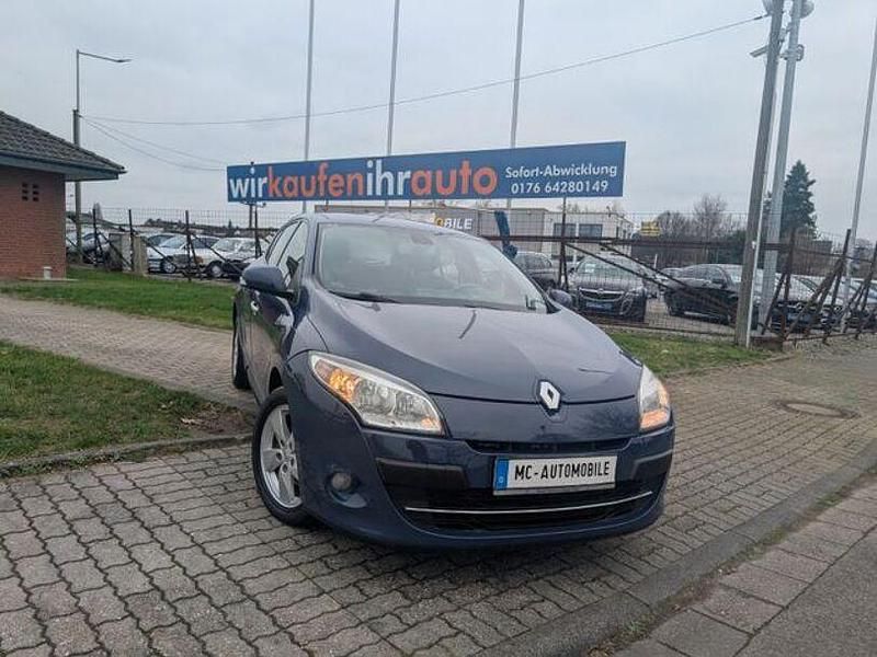 Blau Gebraucht 2010 Renault Mégane III Limousine | 2.699 € (Fairer Preis) - Bild 1/4