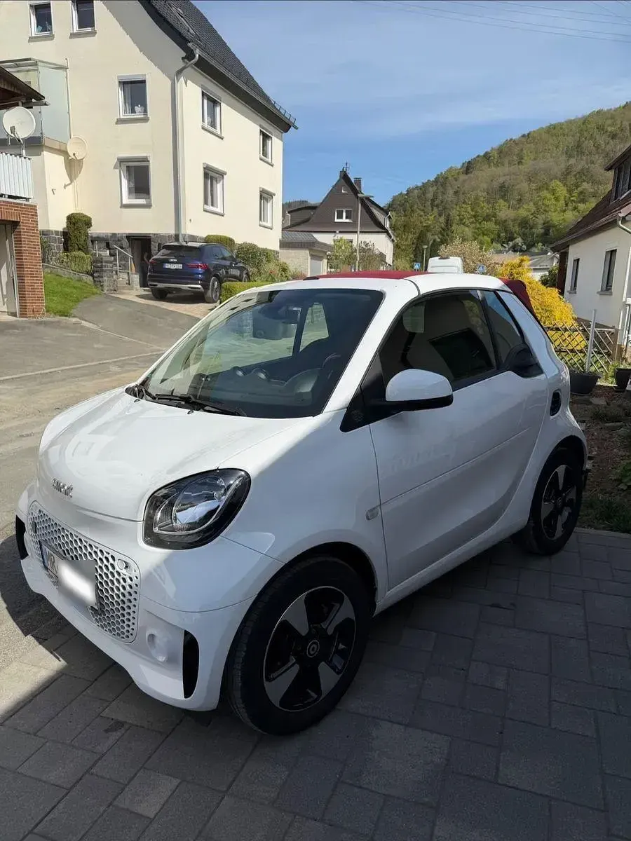 Gebraucht Smart ForTwo Coupé 60 kW (82 PS) 2020 Weiß Cabrio