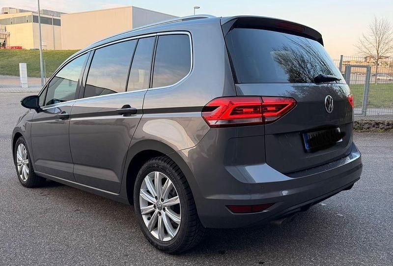 Gebraucht VW Touran 150 PS (110 kW) 2015 Grau Van / Kleinbus