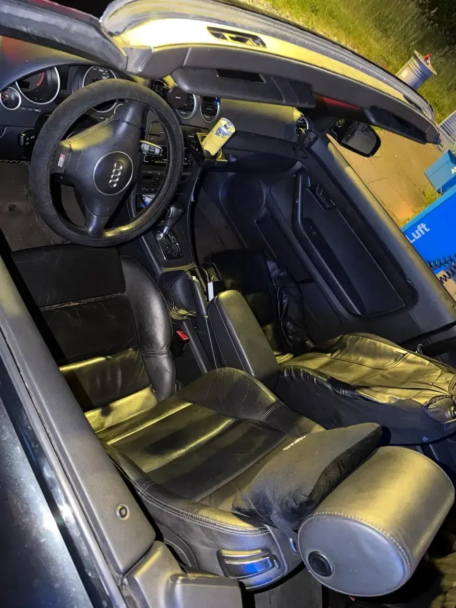 Gebraucht Audi A4 Cabriolet 163 PS (119 kW) 2004 Schwarz Cabrio