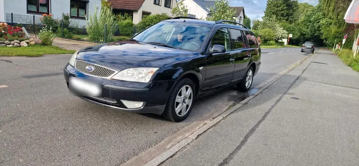 Gebraucht Ford Mondeo 130 PS (95 kW) 2004 Schwarz Kombi