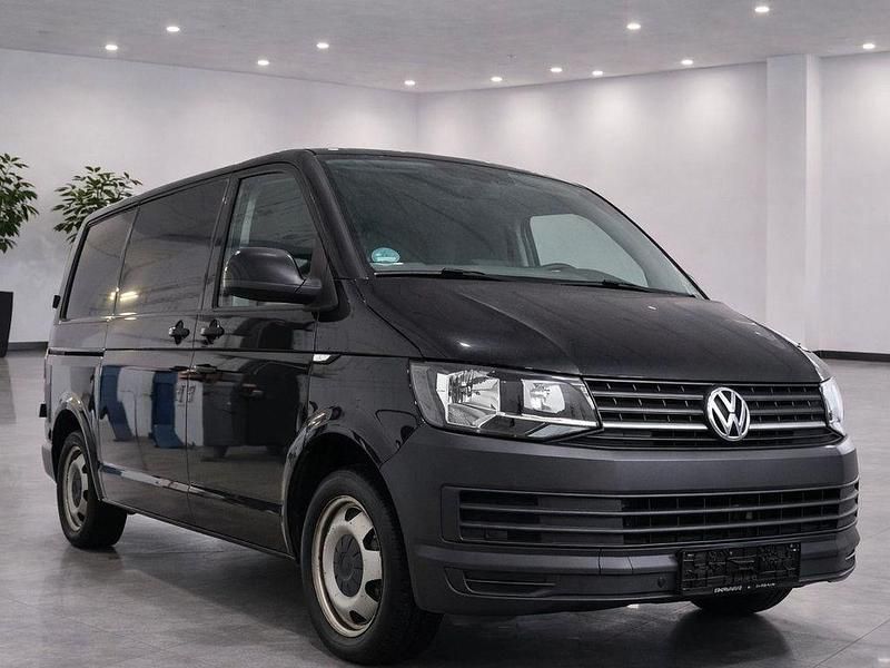 Gebraucht VW Transporter 204 PS (150 kW) 2017 Rot Van